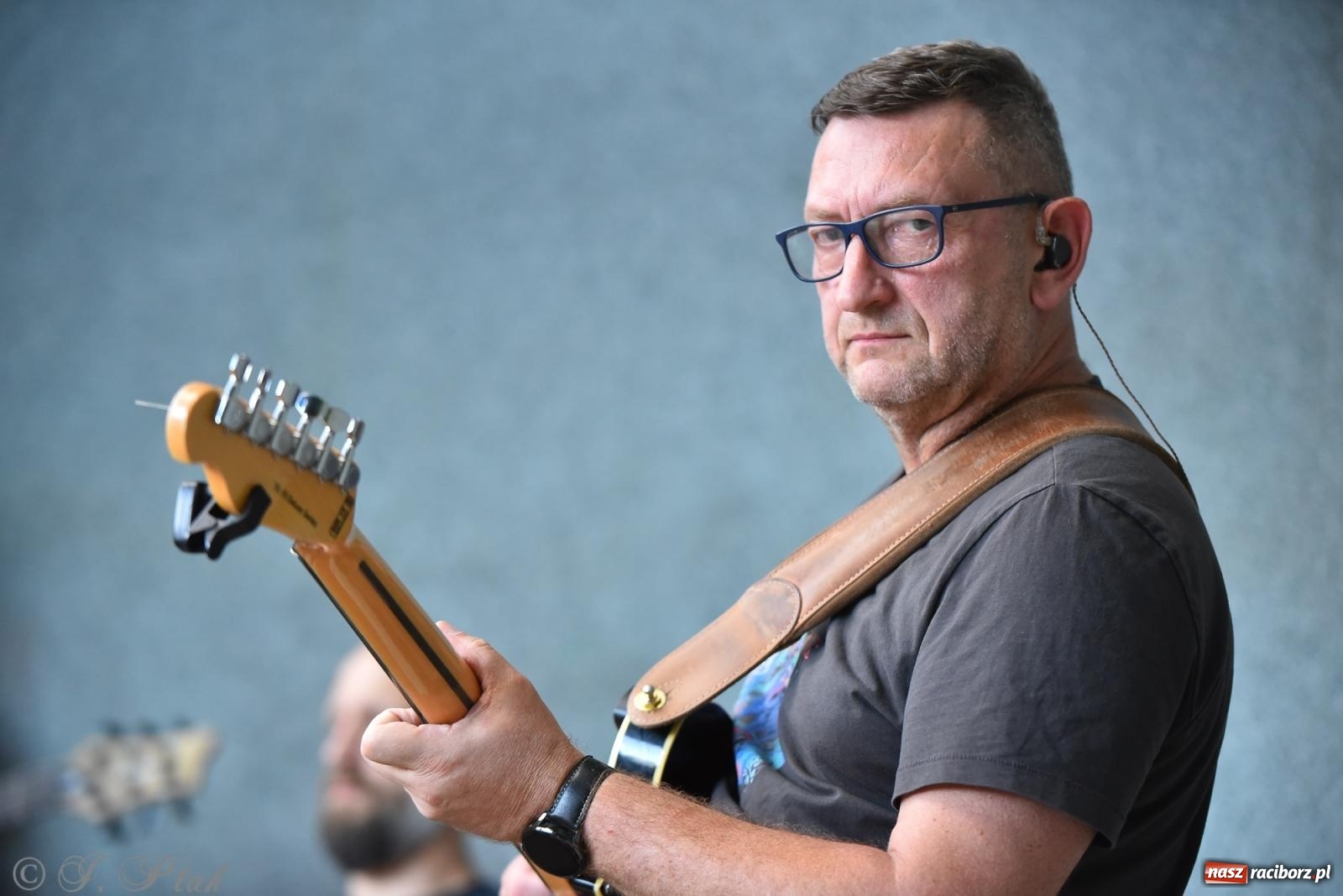 Zdjęcie w galerii na portalu naszraciborz.pl: Muzyka, wiara i ruch w sercu miasta – chrześcijański koncert i warsztaty w parku Roth wiadomości z regionu