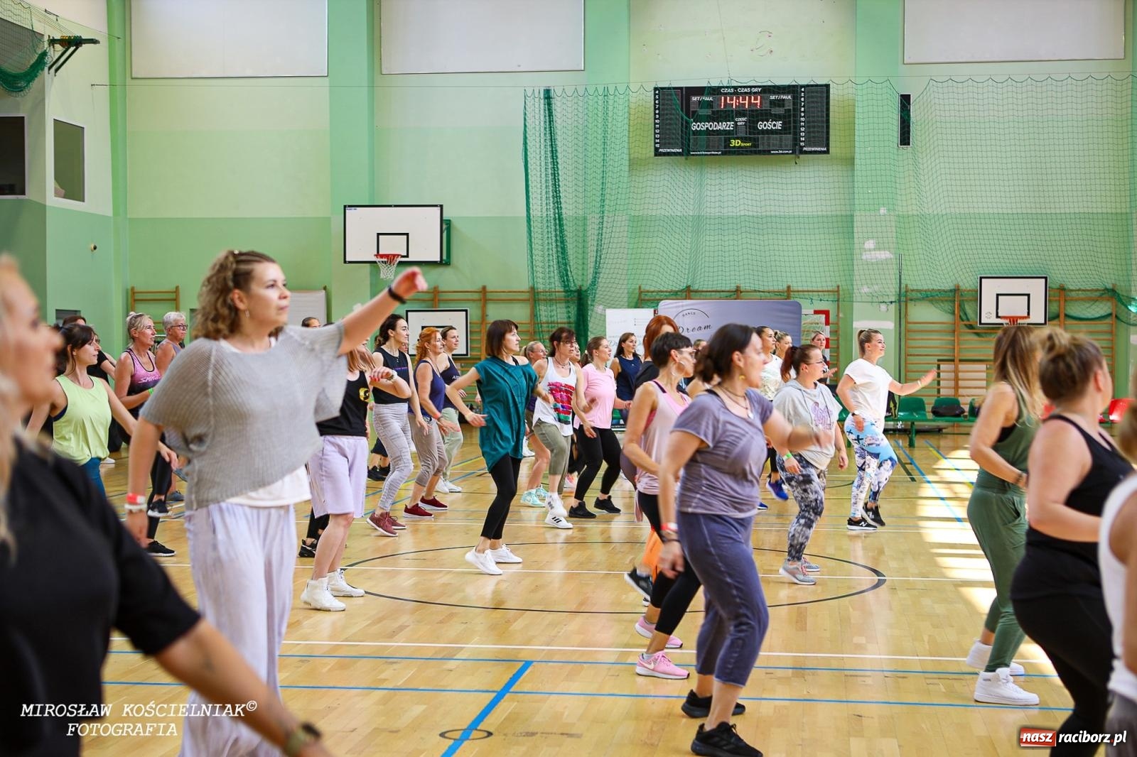 Zdjęcie w galerii na portalu naszraciborz.pl: Taneczna energia i siła w jednym – Fit Dance Festival 2025 w Raciborzu [FOTO i WIDEO] wiadomości z regionu