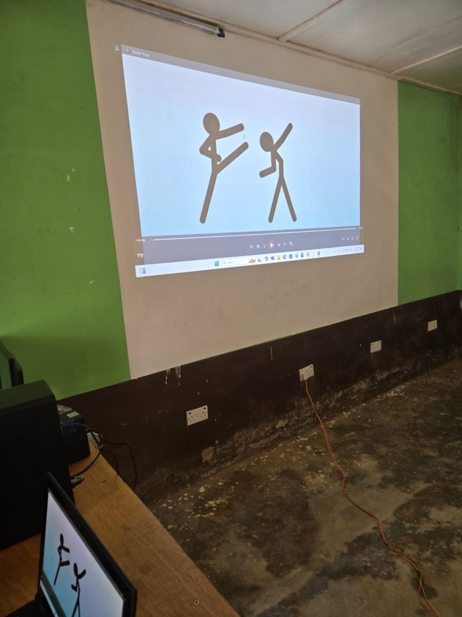 Zdjęcie w galerii na portalu naszraciborz.pl: Afrykański świt edukacji – pomoc, która ma twarz dziecka wiadomości z regionu