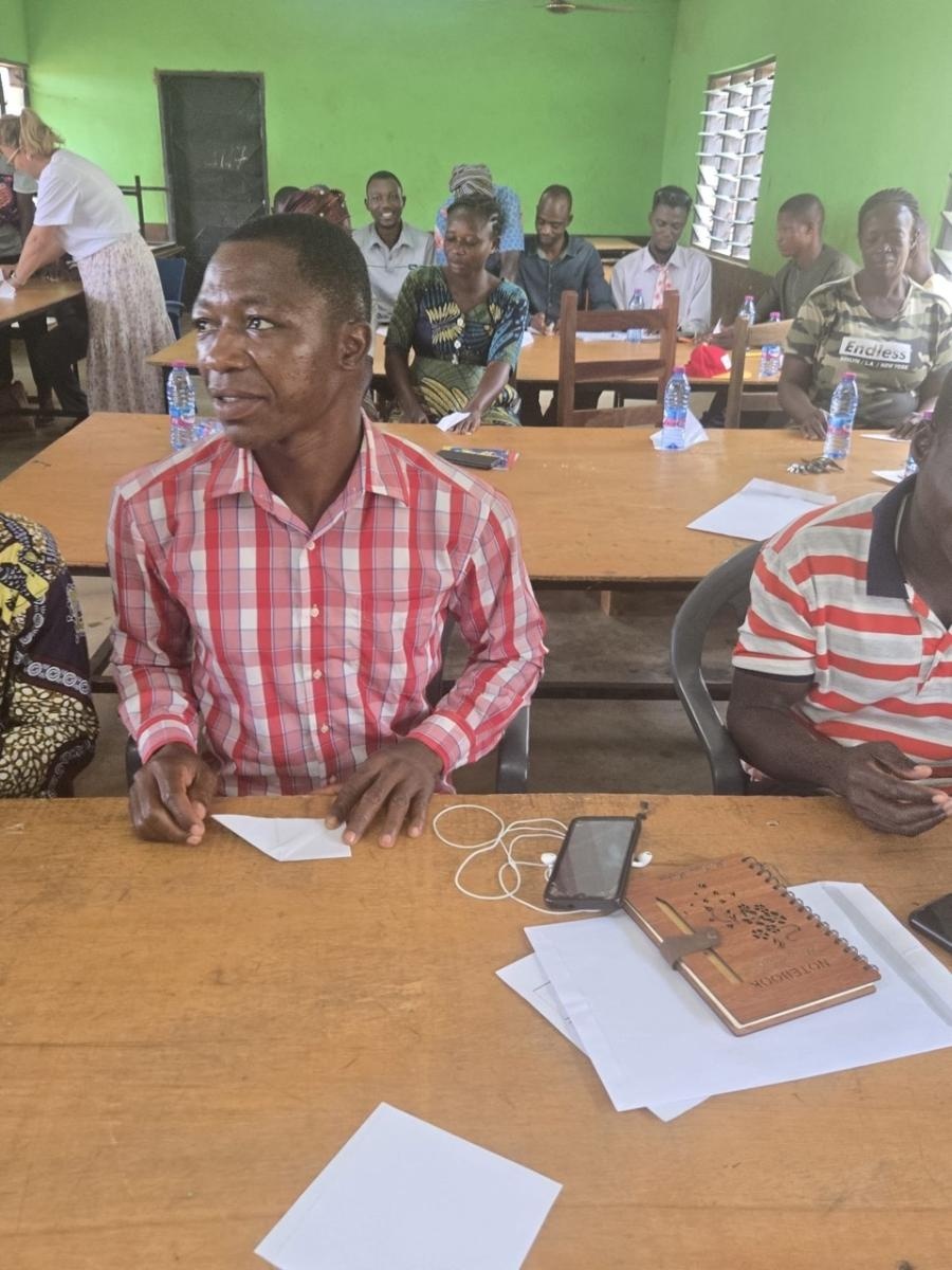 Zdjęcie w galerii na portalu naszraciborz.pl: Afrykański świt edukacji – pomoc, która ma twarz dziecka wiadomości z regionu