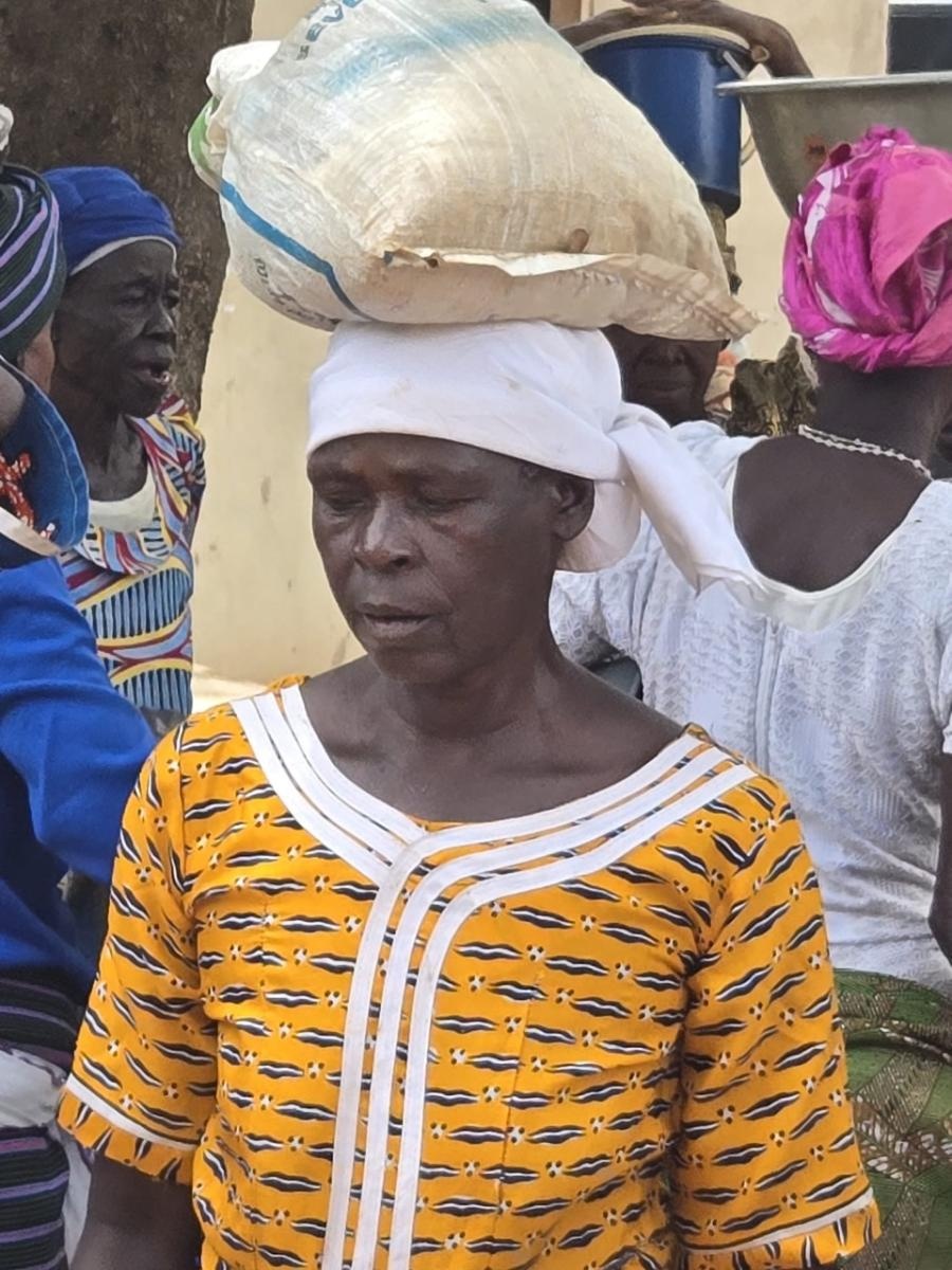 Zdjęcie w galerii na portalu naszraciborz.pl: Afrykański świt edukacji – pomoc, która ma twarz dziecka wiadomości z regionu