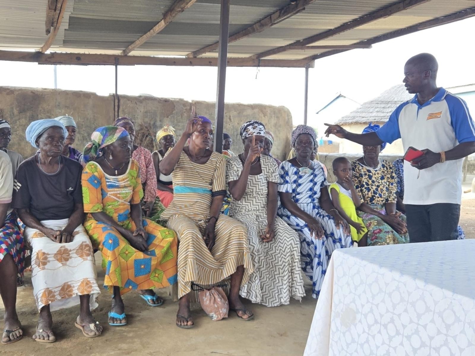 Zdjęcie w galerii na portalu naszraciborz.pl: Afrykański świt edukacji – pomoc, która ma twarz dziecka wiadomości z regionu