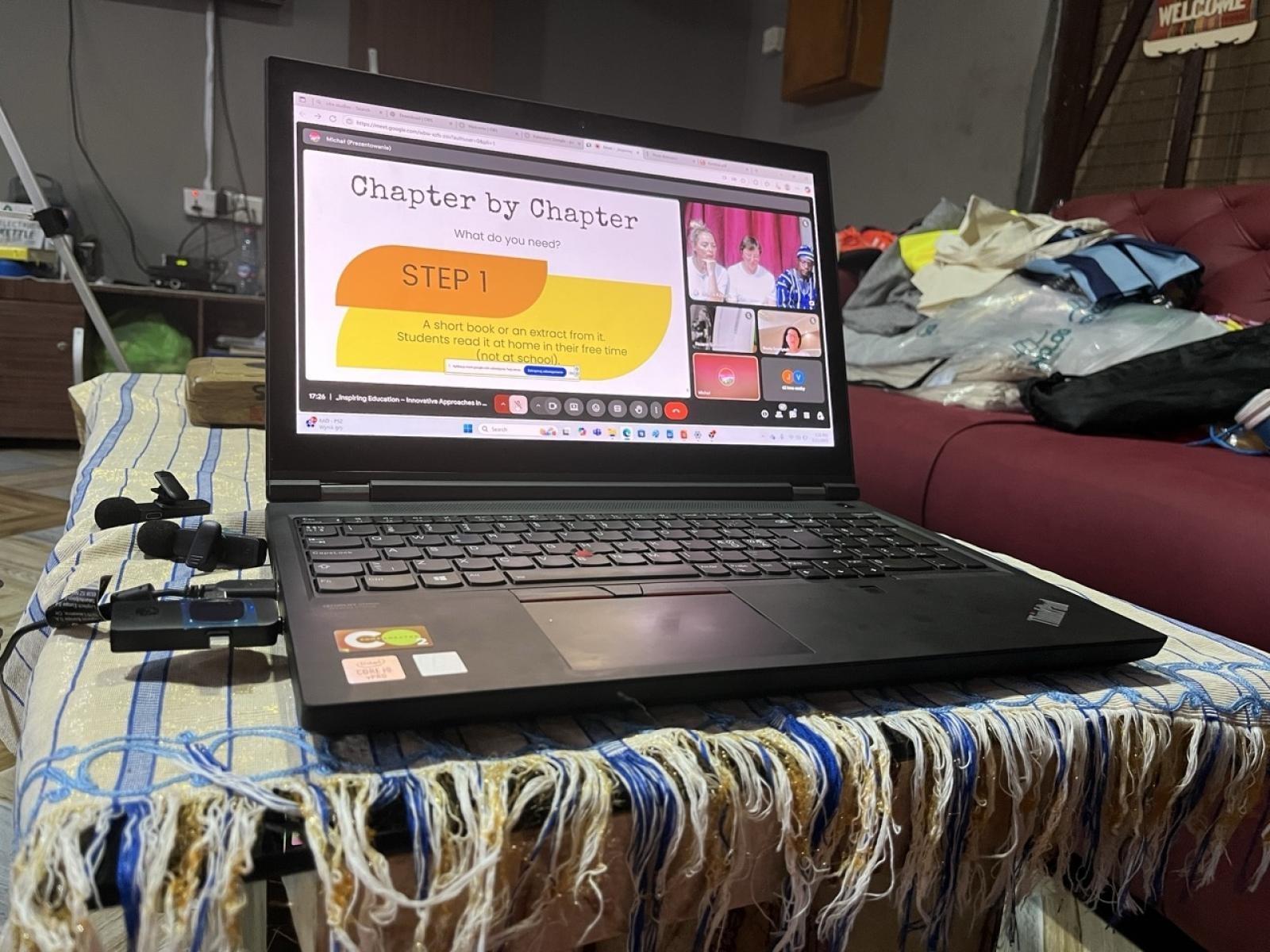 Zdjęcie w galerii na portalu naszraciborz.pl: Afrykański świt edukacji – pomoc, która ma twarz dziecka wiadomości z regionu