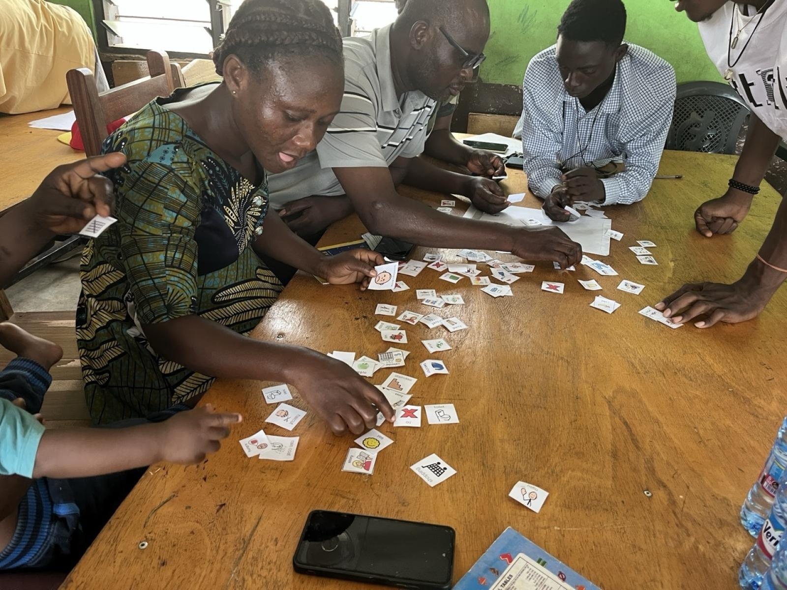 Zdjęcie w galerii na portalu naszraciborz.pl: Afrykański świt edukacji – pomoc, która ma twarz dziecka wiadomości z regionu