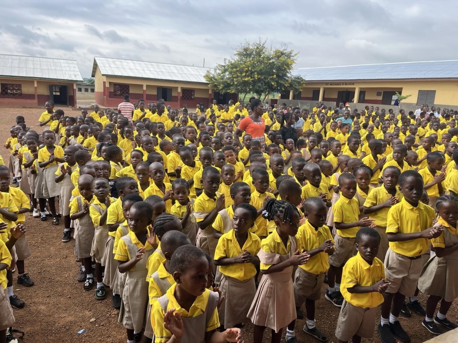 Zdjęcie w galerii na portalu naszraciborz.pl: Afrykański świt edukacji – pomoc, która ma twarz dziecka wiadomości z regionu