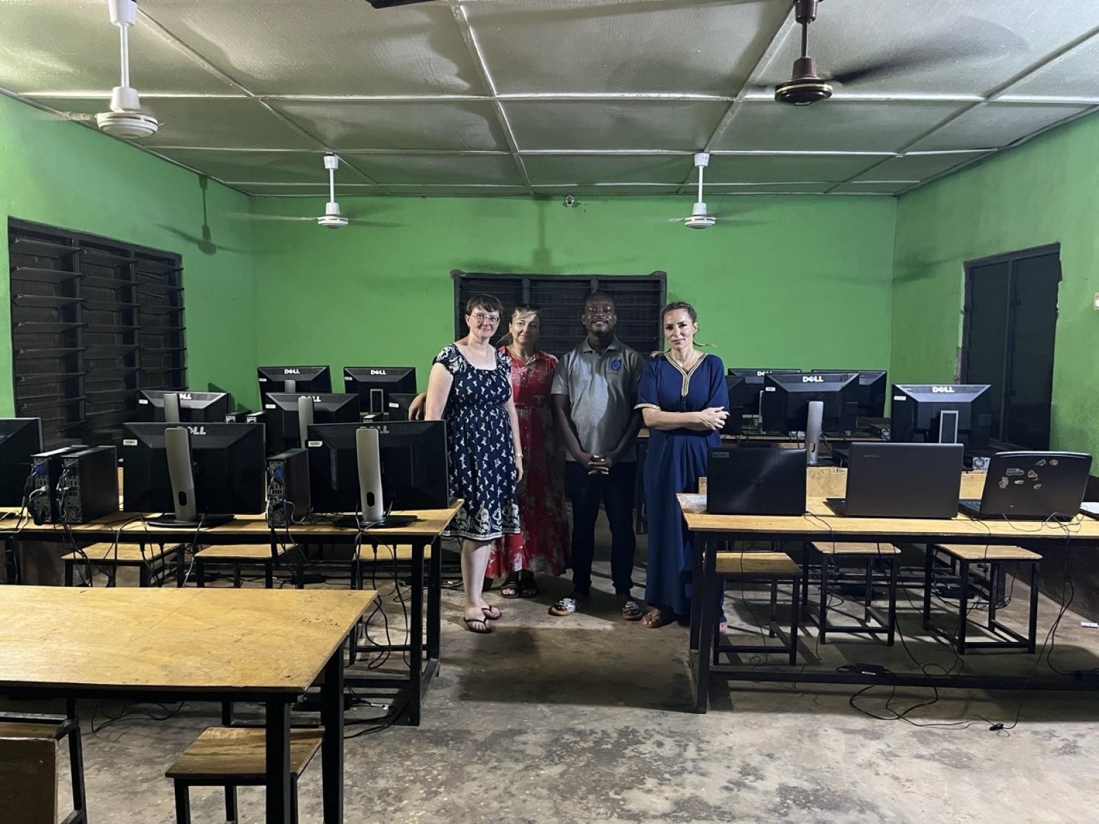 Zdjęcie w galerii na portalu naszraciborz.pl: Afrykański świt edukacji – pomoc, która ma twarz dziecka wiadomości z regionu