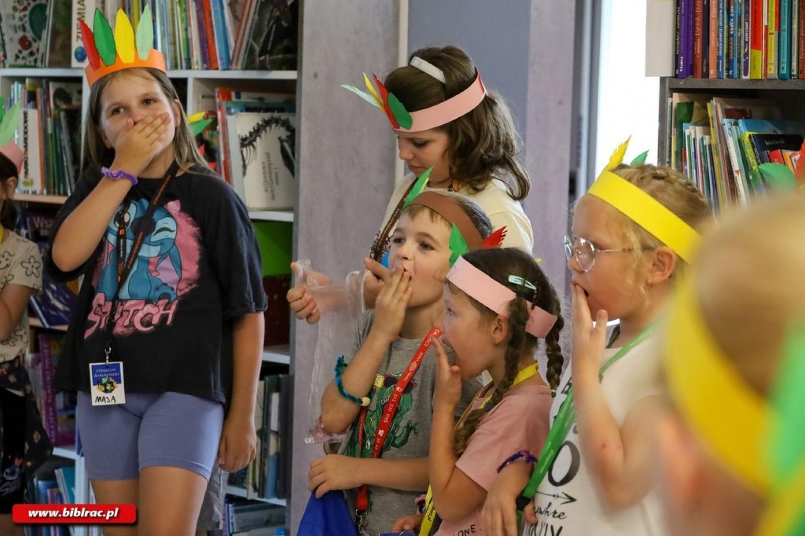 Zdjęcie w galerii na portalu naszraciborz.pl: Lato z Biblioteką – wakacyjne podróże od mitów po legendy wiadomości z regionu