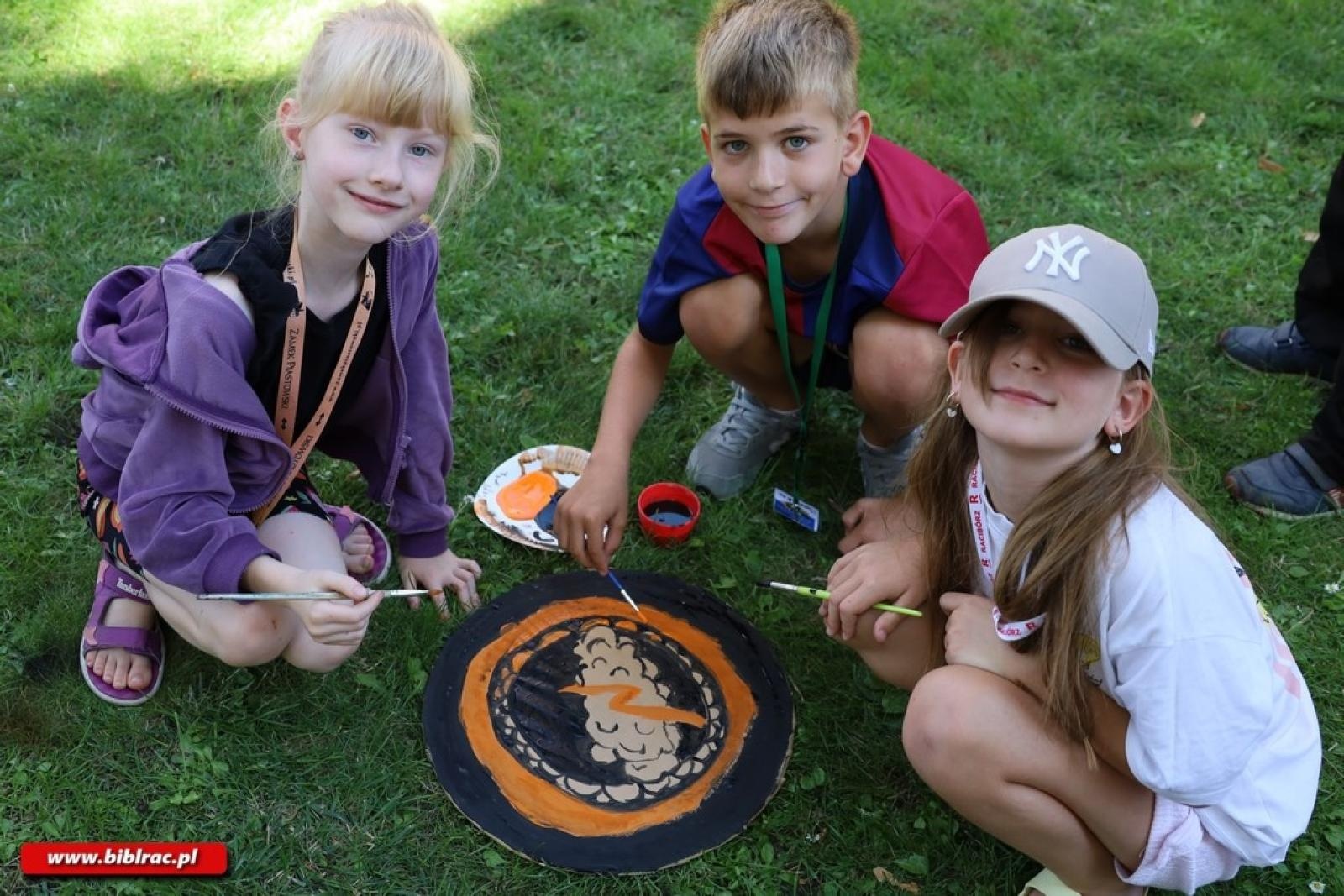 Zdjęcie w galerii na portalu naszraciborz.pl: Lato z Biblioteką – wakacyjne podróże od mitów po legendy wiadomości z regionu