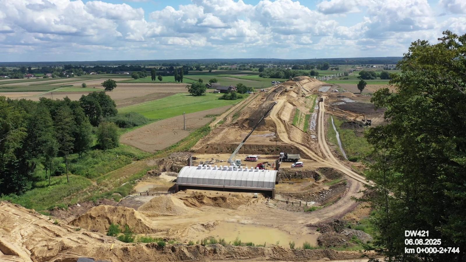 Zdjęcie w galerii na portalu naszraciborz.pl: Most nad Odrą w ciągu drogi wojewódzkiej 421 – postęp prac sięgnął 60%. W galerii najnowsze zdjęcia z placu budowy wiadomości z regionu