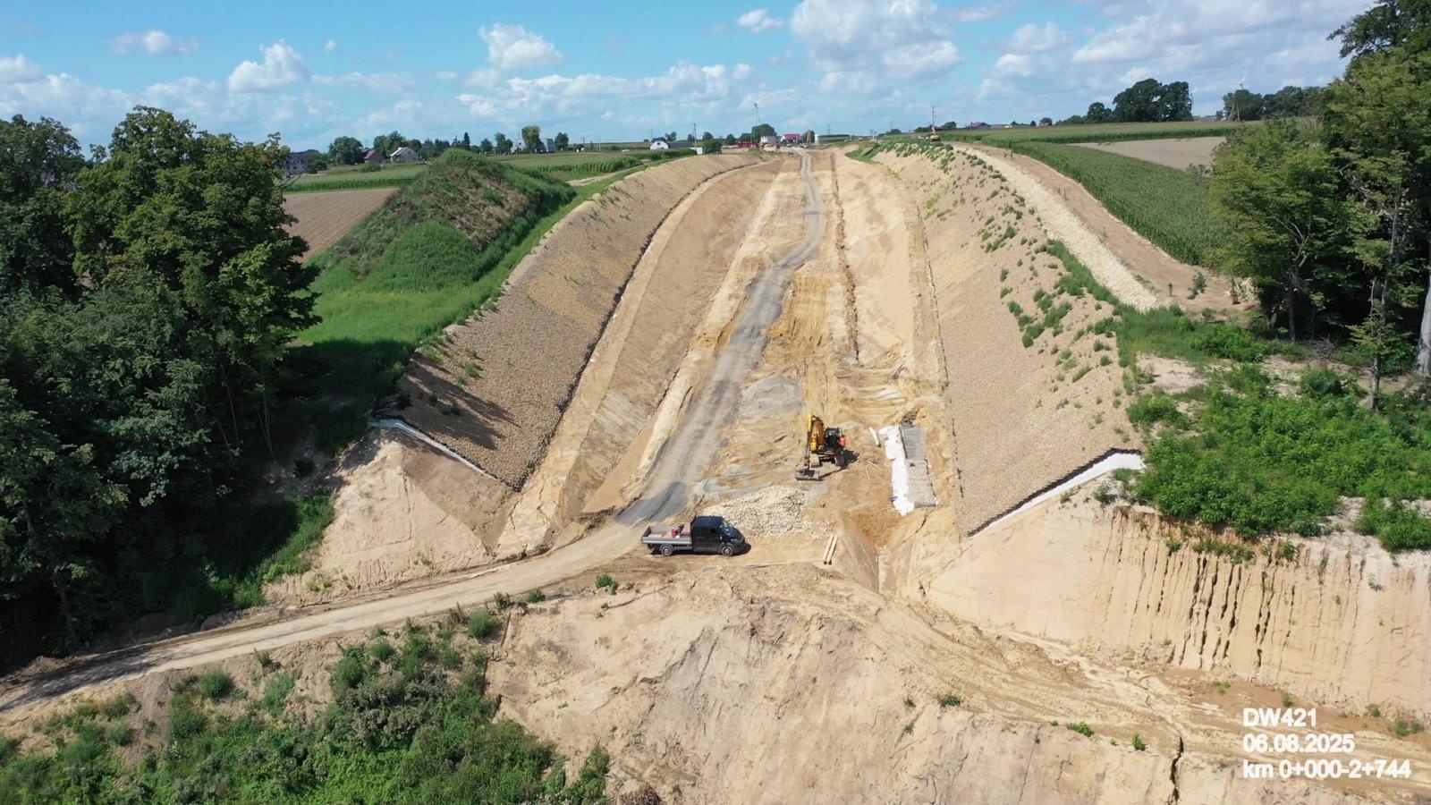 Zdjęcie w galerii na portalu naszraciborz.pl: Most nad Odrą w ciągu drogi wojewódzkiej 421 – postęp prac sięgnął 60%. W galerii najnowsze zdjęcia z placu budowy wiadomości z regionu