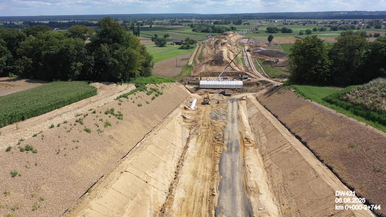 Zdjęcie w galerii na portalu naszraciborz.pl: Most nad Odrą w ciągu drogi wojewódzkiej 421 – postęp prac sięgnął 60%. W galerii najnowsze zdjęcia z placu budowy wiadomości z regionu