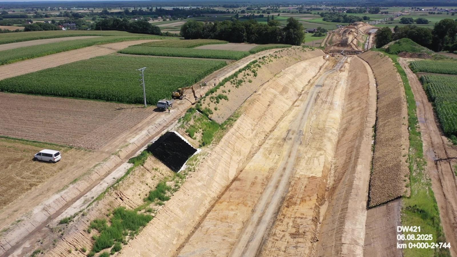 Zdjęcie w galerii na portalu naszraciborz.pl: Most nad Odrą w ciągu drogi wojewódzkiej 421 – postęp prac sięgnął 60%. W galerii najnowsze zdjęcia z placu budowy wiadomości z regionu