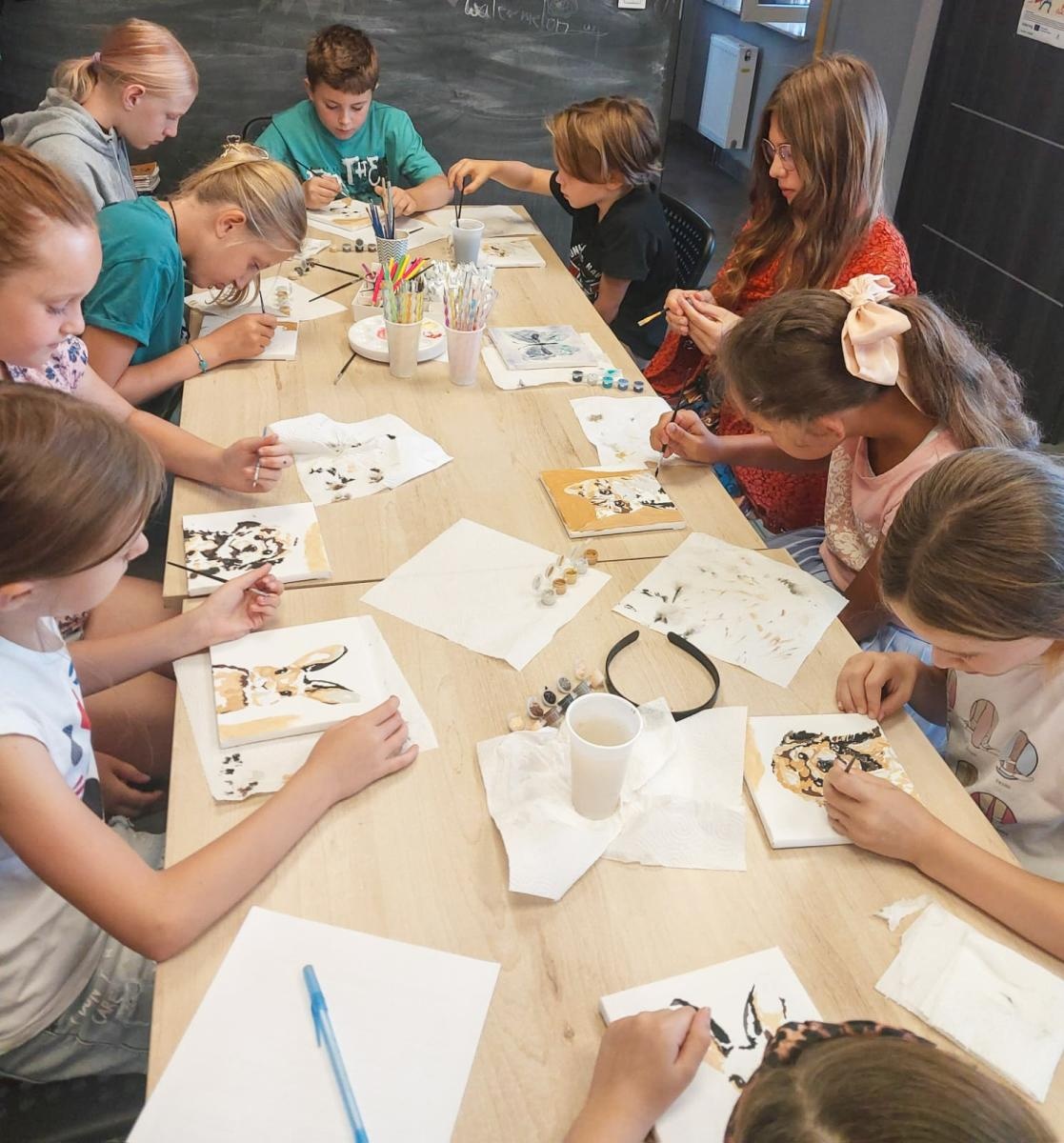 Zdjęcie w galerii na portalu naszraciborz.pl: Kreatywne i twórcze Lato z RCK! Raciborskie Centrum Kultury podsumowuje pierwszy miesiąc wakacyjnych zajęć wiadomości z regionu