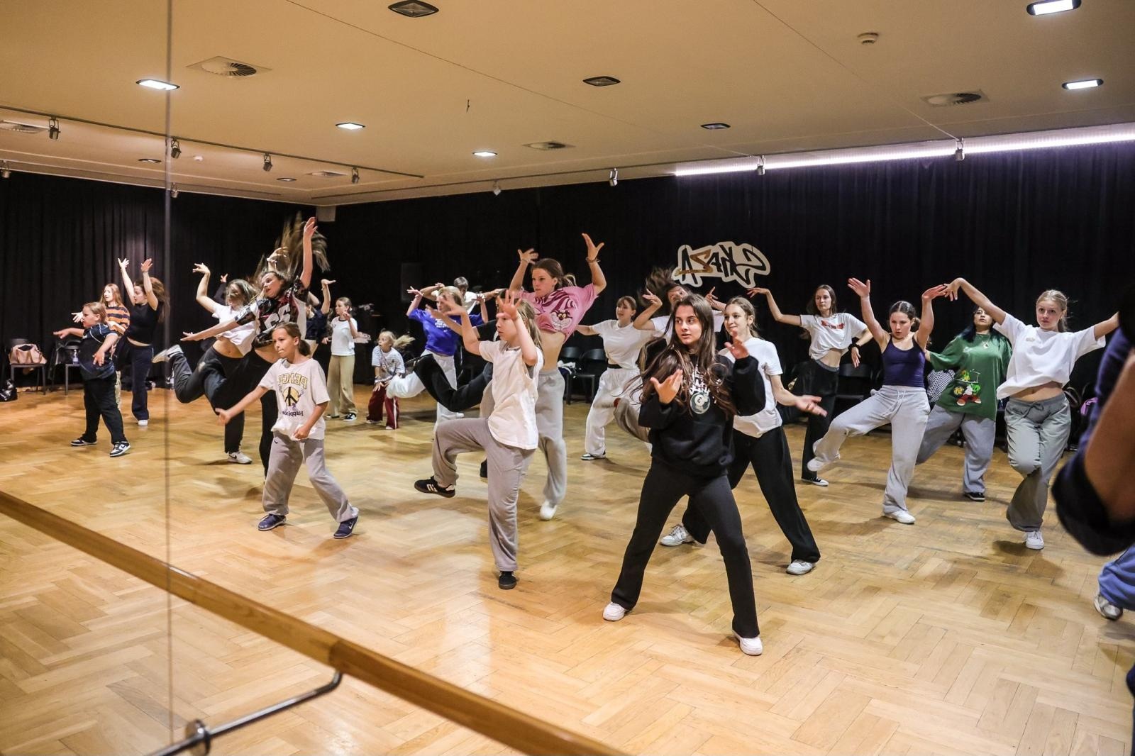 Zdjęcie w galerii na portalu naszraciborz.pl: Kreatywne i twórcze Lato z RCK! Raciborskie Centrum Kultury podsumowuje pierwszy miesiąc wakacyjnych zajęć wiadomości z regionu