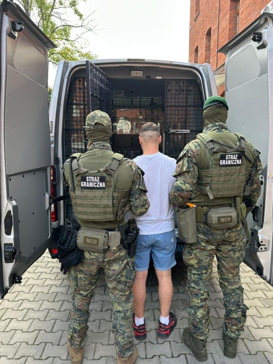 Zdjęcie w galerii na portalu naszraciborz.pl: ŚOSG Racibórz. Czterech przestępców wydalono z Polski wiadomości z regionu