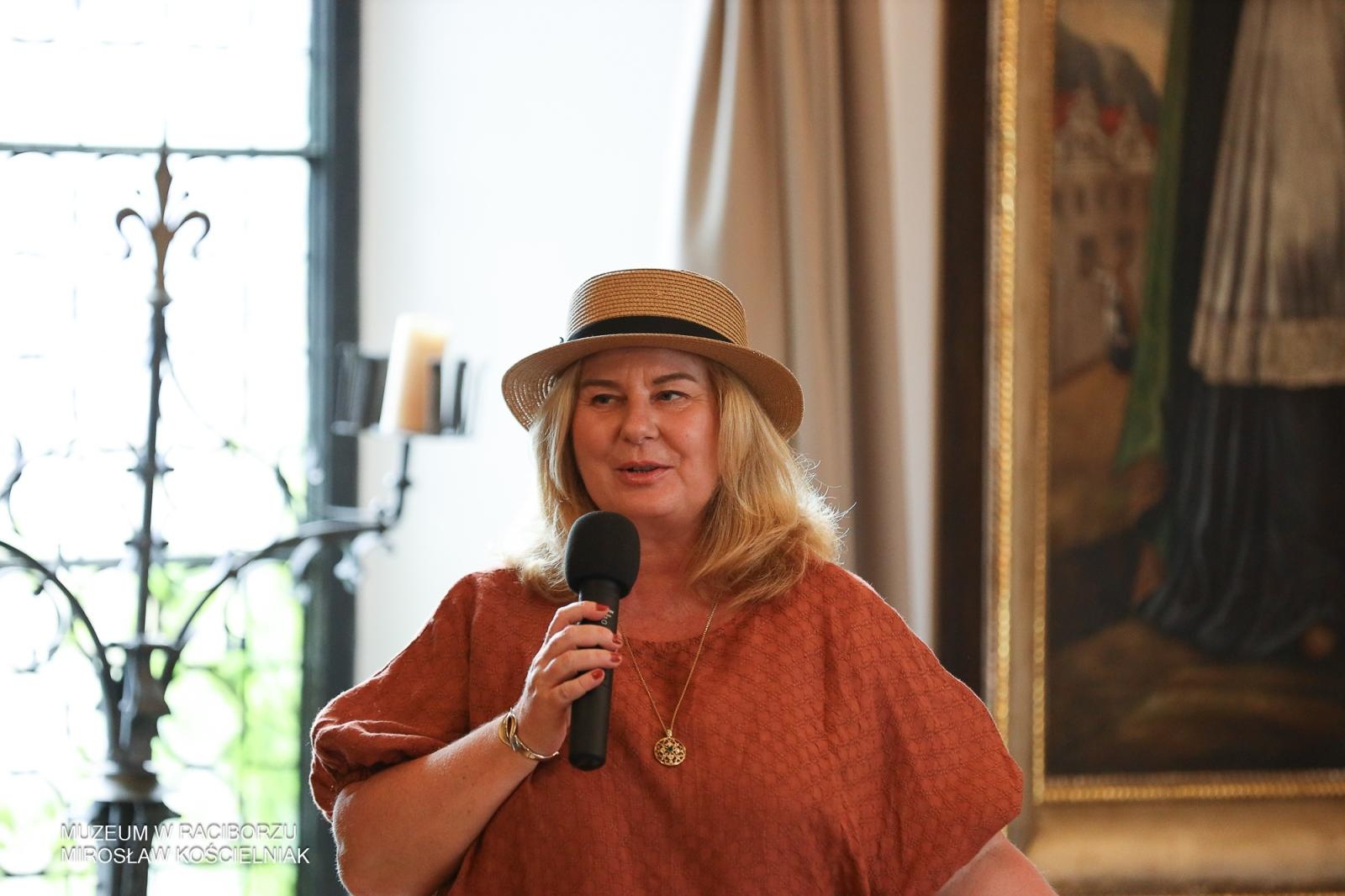 Zdjęcie w galerii na portalu naszraciborz.pl: Racibórz w oczach artystów – wernisaż Racibórz Malowany w muzealnych murach wiadomości z regionu