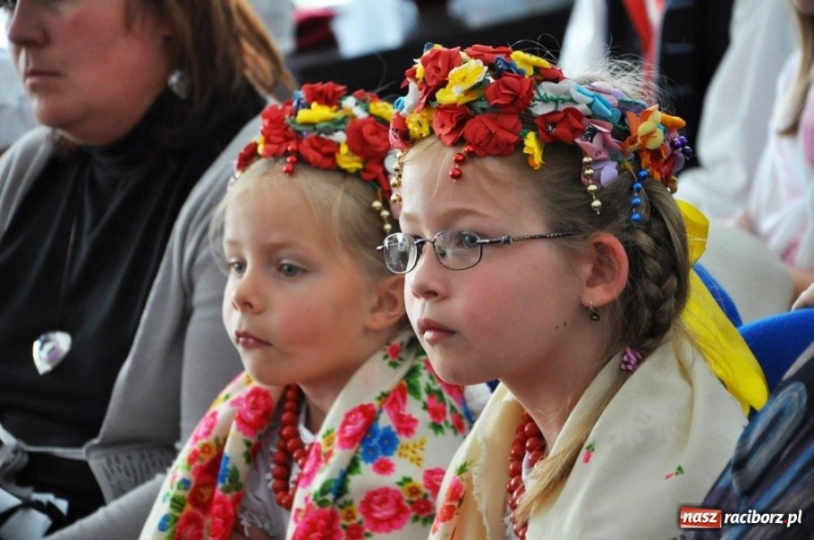 Zdjęcie w galerii na portalu naszraciborz.pl: Łosprawiali po naszymu wiadomości z regionu