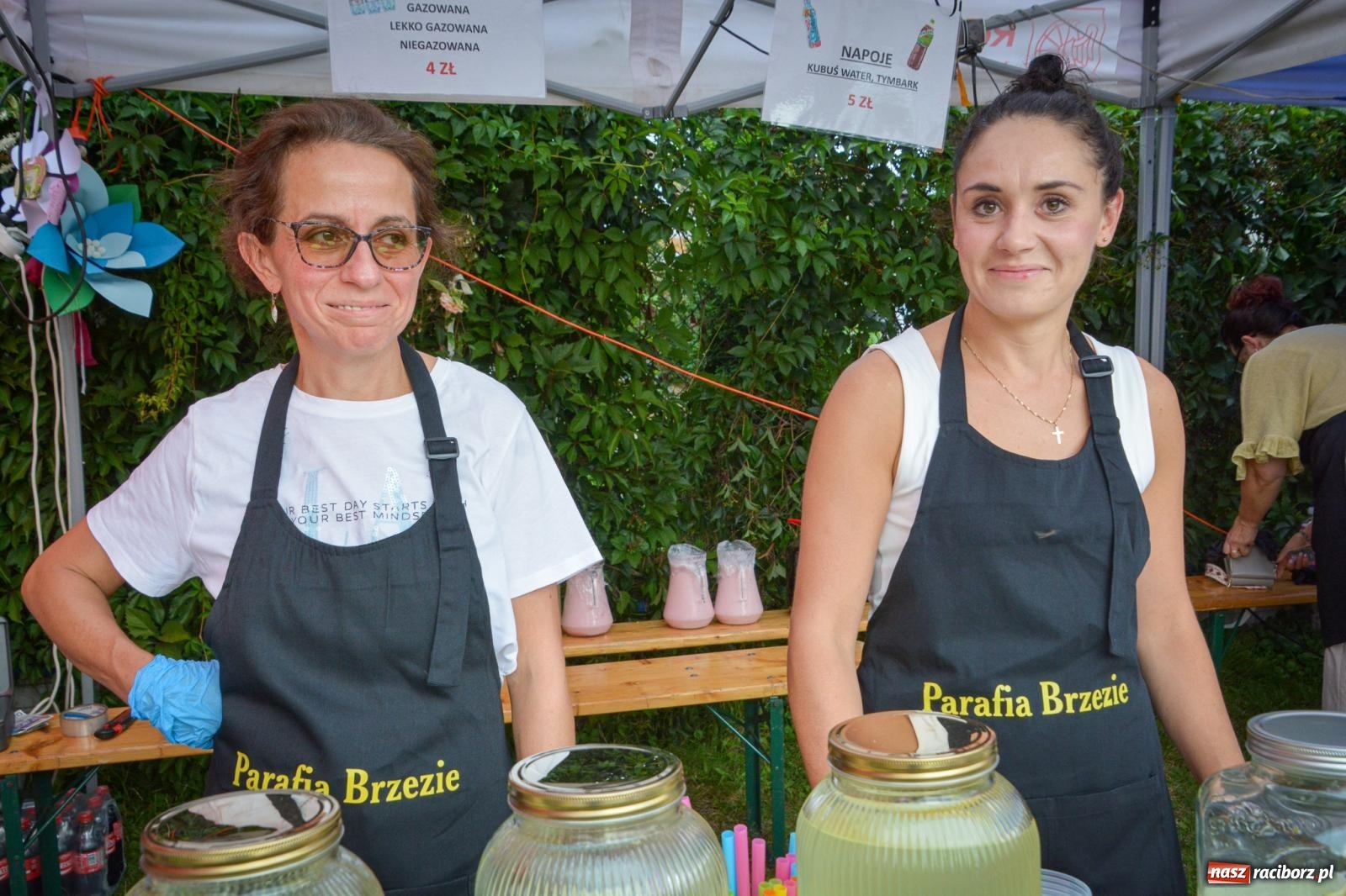 Zdjęcie w galerii na portalu naszraciborz.pl: Mateusz Ziółko i setki gości na trzecim festynie parafialnym w Brzeziu [FOTO i WIDEO] wiadomości z regionu