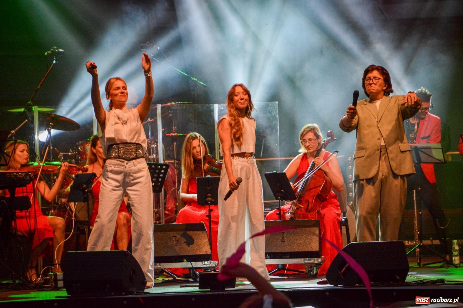 Zdjęcie w galerii na portalu naszraciborz.pl: Mateusz Ziółko i setki gości na trzecim festynie parafialnym w Brzeziu [FOTO i WIDEO] wiadomości z regionu