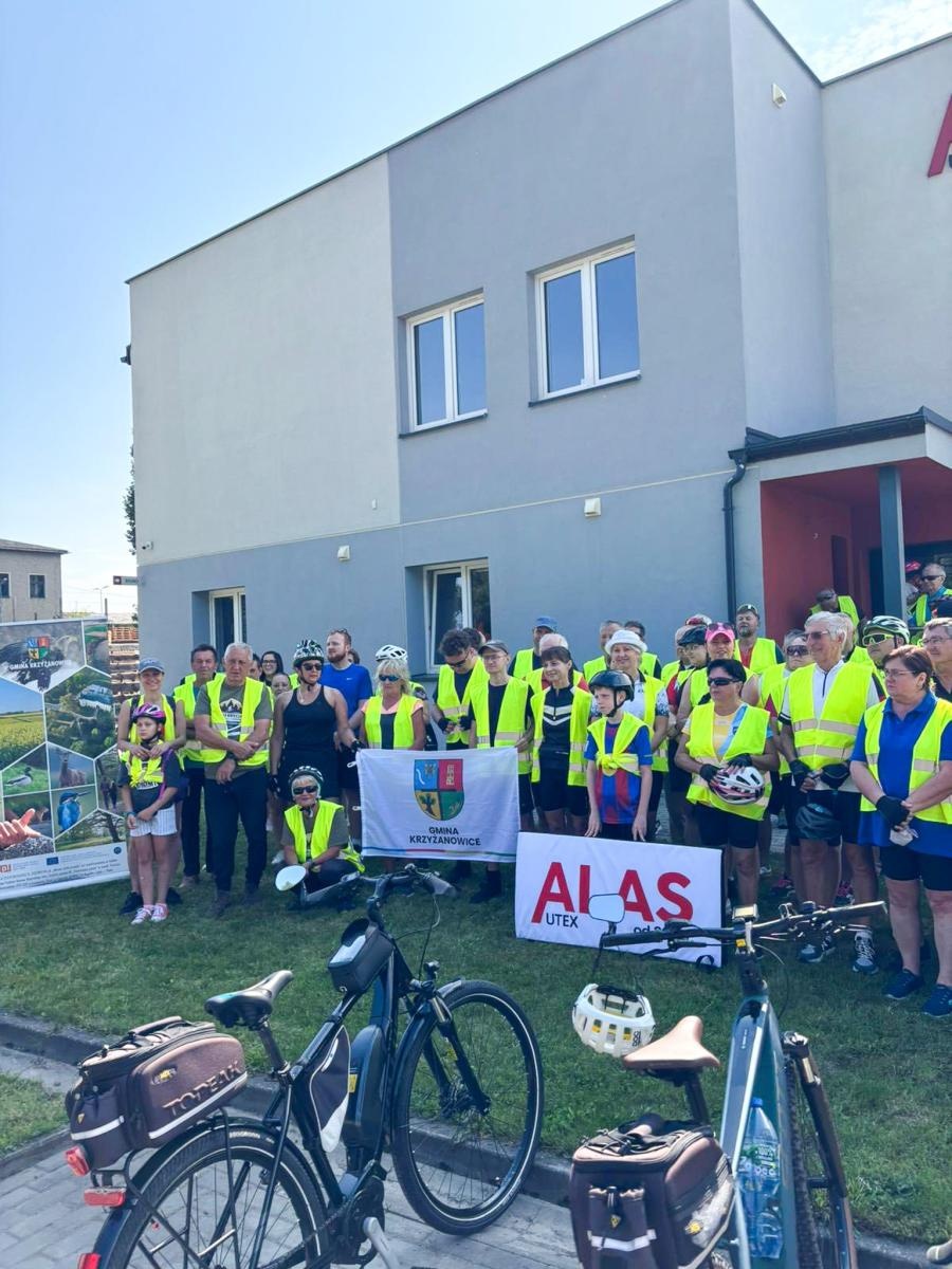 Zdjęcie w galerii na portalu naszraciborz.pl: Blisko 100 rowerzystów na 15. Rajdzie Rowerowym w Gminie Krzyżanowice wiadomości z regionu