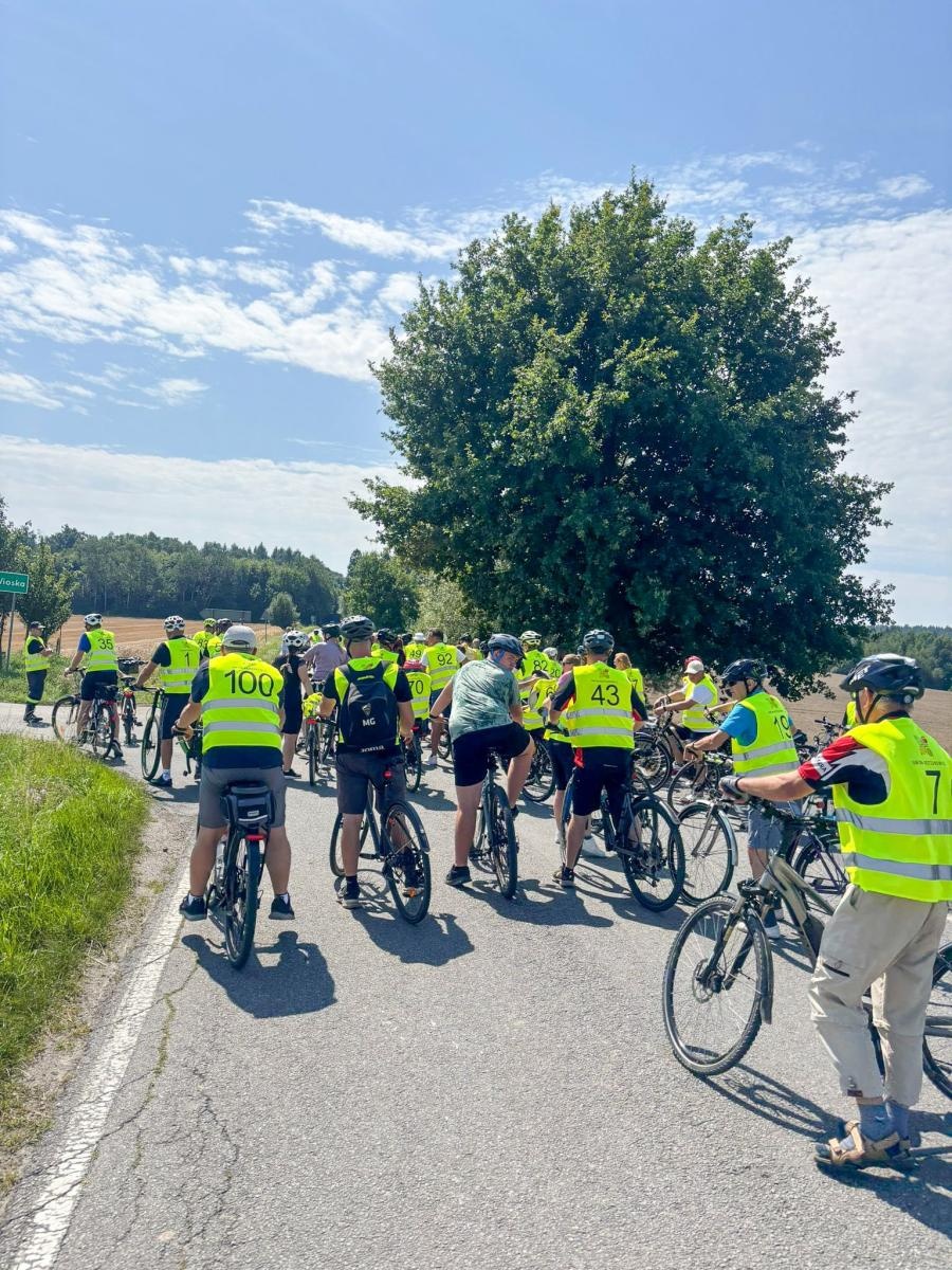 Zdjęcie w galerii na portalu naszraciborz.pl: Blisko 100 rowerzystów na 15. Rajdzie Rowerowym w Gminie Krzyżanowice wiadomości z regionu