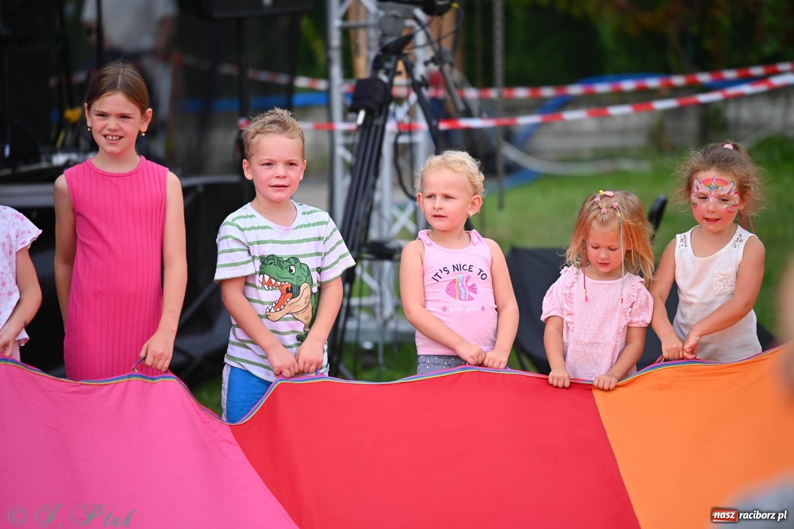 Zdjęcie w galerii na portalu naszraciborz.pl: Trzeci festyn parafialny w Raciborzu-Brzeziu – rodzinne święto z udziałem gości z całego województwa - relacja na bis! wiadomości z regionu