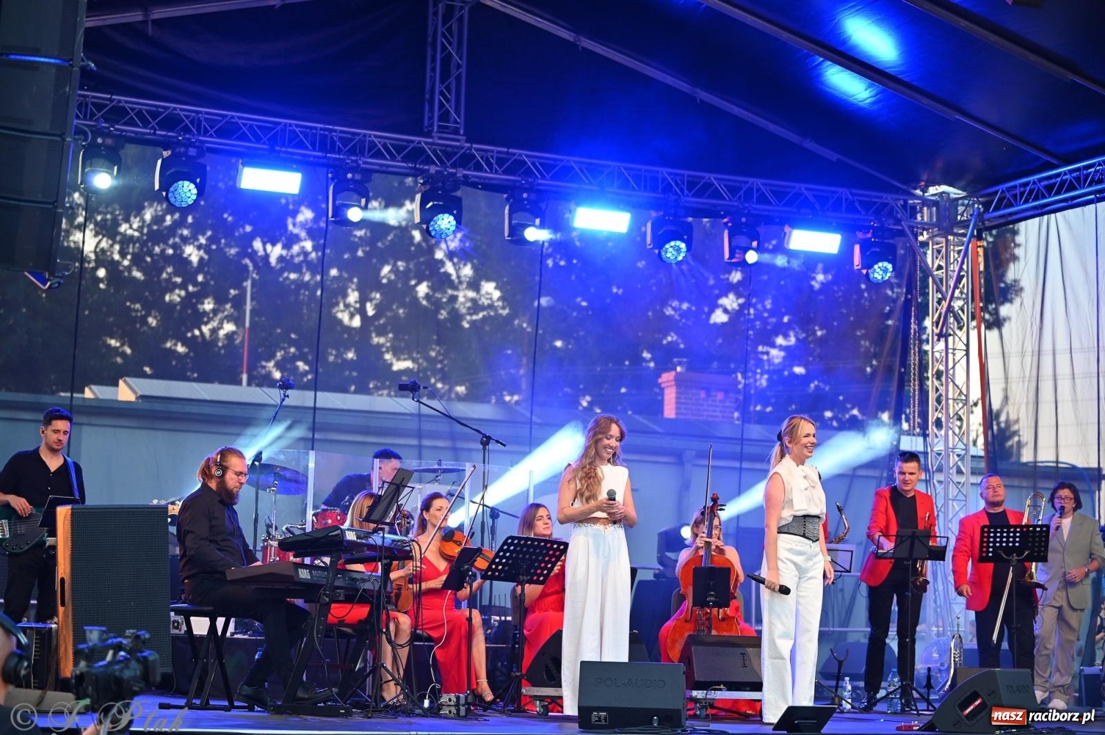 Zdjęcie w galerii na portalu naszraciborz.pl: Trzeci festyn parafialny w Raciborzu-Brzeziu – rodzinne święto z udziałem gości z całego województwa - relacja na bis! wiadomości z regionu