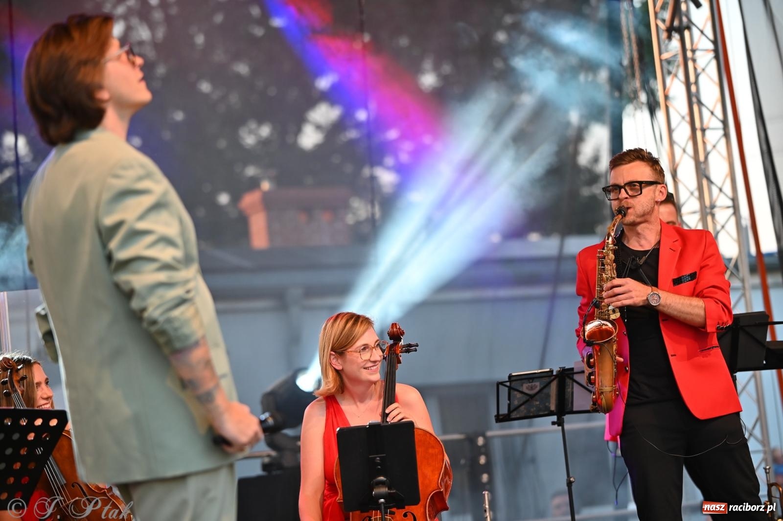 Zdjęcie w galerii na portalu naszraciborz.pl: Trzeci festyn parafialny w Raciborzu-Brzeziu – rodzinne święto z udziałem gości z całego województwa - relacja na bis! wiadomości z regionu