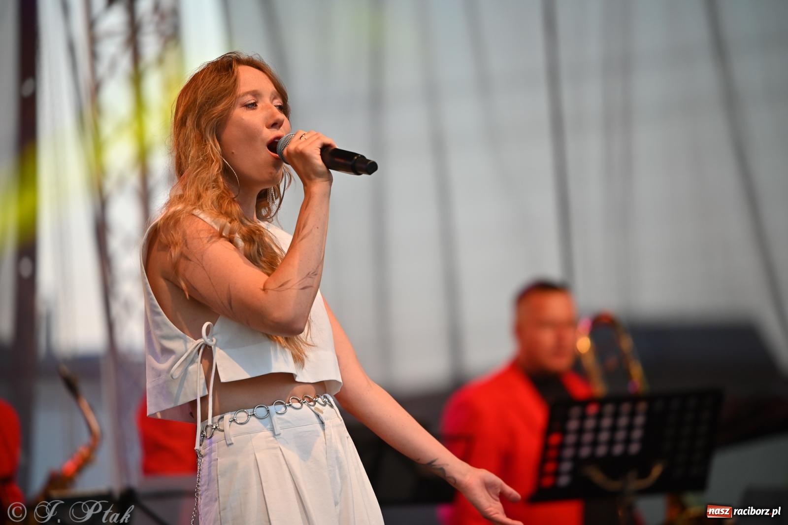 Zdjęcie w galerii na portalu naszraciborz.pl: Trzeci festyn parafialny w Raciborzu-Brzeziu – rodzinne święto z udziałem gości z całego województwa - relacja na bis! wiadomości z regionu