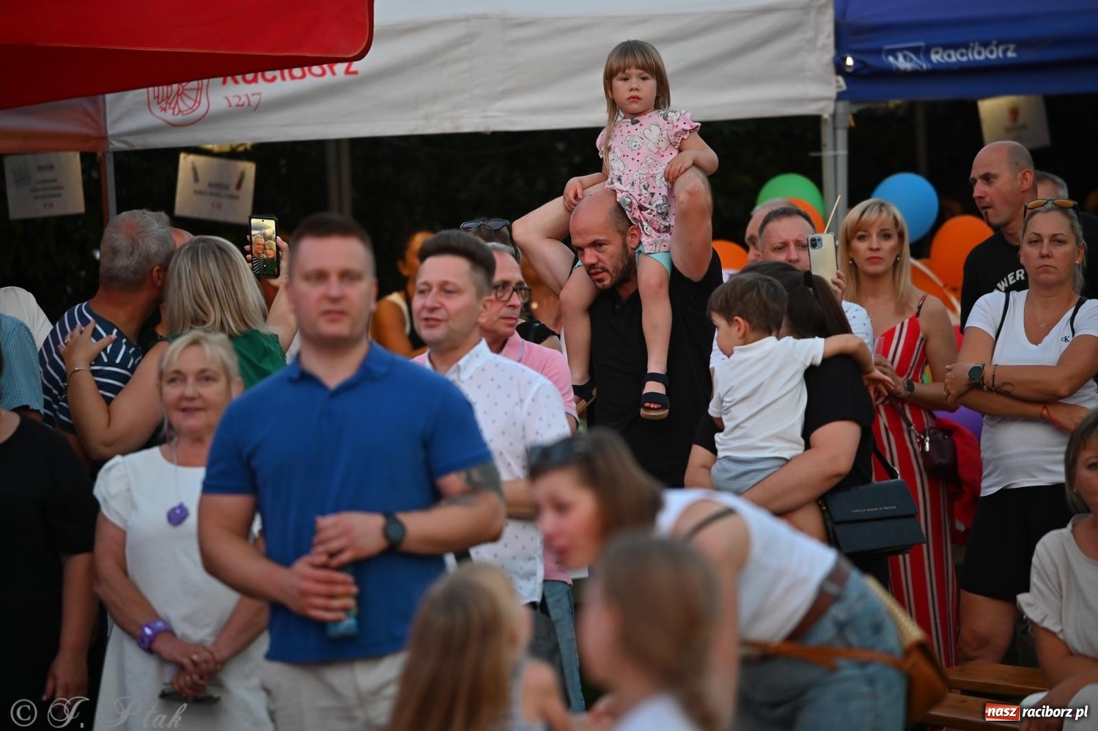 Zdjęcie w galerii na portalu naszraciborz.pl: Trzeci festyn parafialny w Raciborzu-Brzeziu – rodzinne święto z udziałem gości z całego województwa - relacja na bis! wiadomości z regionu