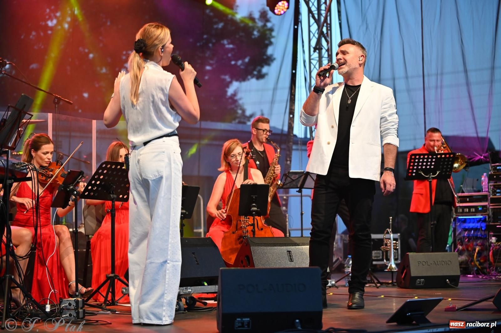 Zdjęcie w galerii na portalu naszraciborz.pl: Trzeci festyn parafialny w Raciborzu-Brzeziu – rodzinne święto z udziałem gości z całego województwa - relacja na bis! wiadomości z regionu