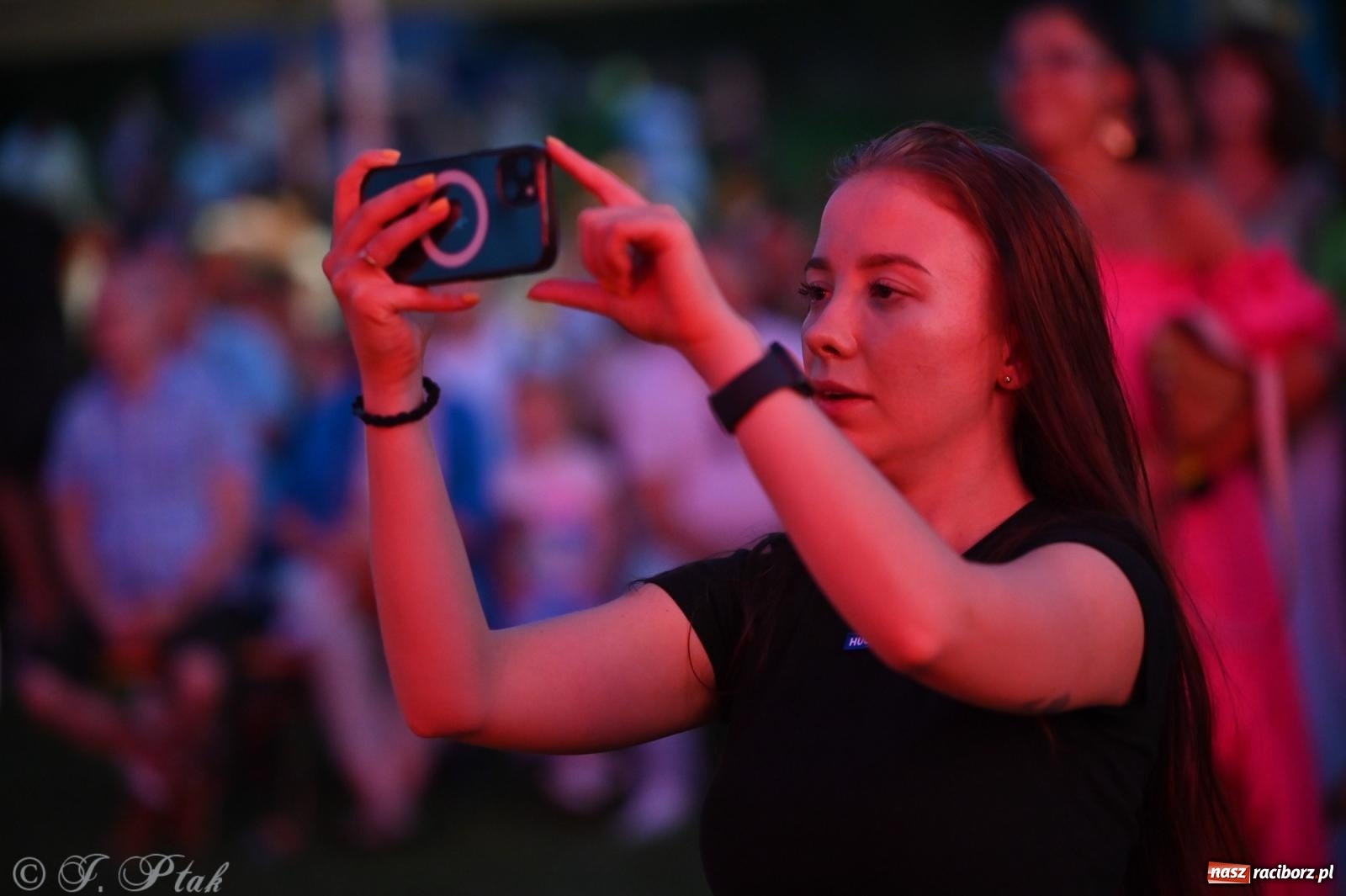 Zdjęcie w galerii na portalu naszraciborz.pl: Trzeci festyn parafialny w Raciborzu-Brzeziu – rodzinne święto z udziałem gości z całego województwa - relacja na bis! wiadomości z regionu
