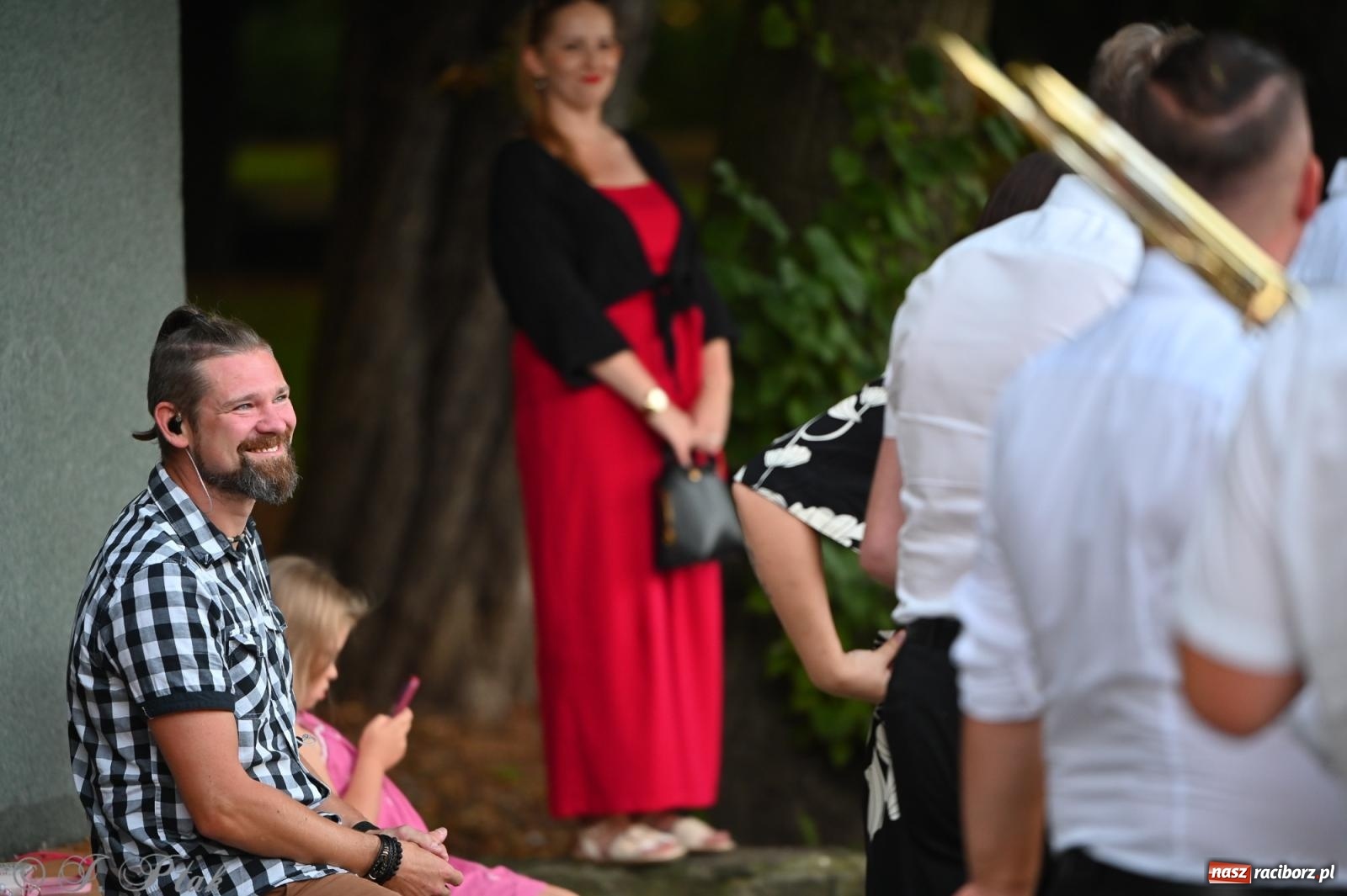 Zdjęcie w galerii na portalu naszraciborz.pl: Muzyczna uczta w Parku Roth – Raciborska Orkiestra Dęta Plania zaprezentowała najpiękniejsze covery wiadomości z regionu