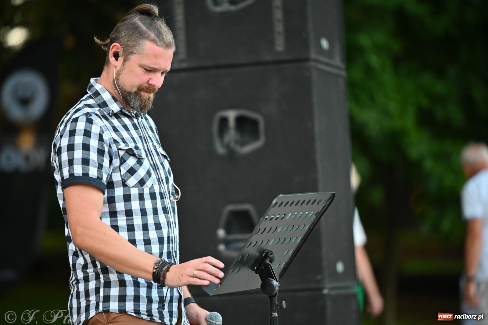 Zdjęcie w galerii na portalu naszraciborz.pl: Muzyczna uczta w Parku Roth – Raciborska Orkiestra Dęta Plania zaprezentowała najpiękniejsze covery wiadomości z regionu