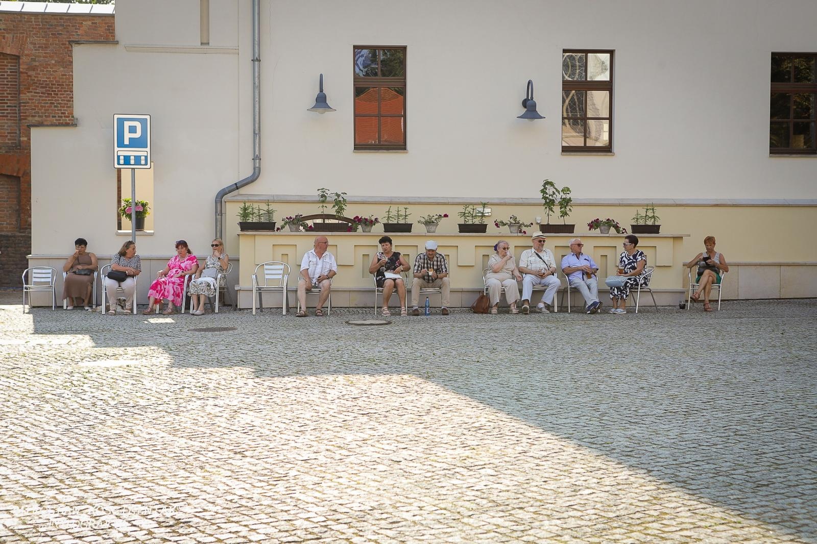 Zdjęcie w galerii na portalu naszraciborz.pl: Muzyczne emocje na bis – jubileuszowy koncert Z miłości do muzyki na Zamku Piastowskim wiadomości z regionu