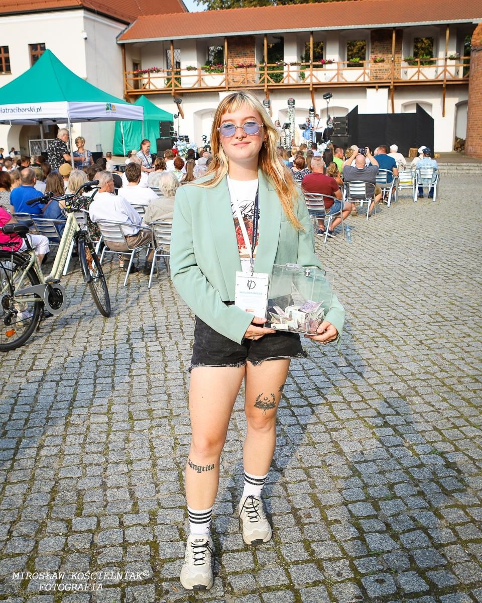 Zdjęcie w galerii na portalu naszraciborz.pl: Muzyczne emocje na bis – jubileuszowy koncert Z miłości do muzyki na Zamku Piastowskim wiadomości z regionu