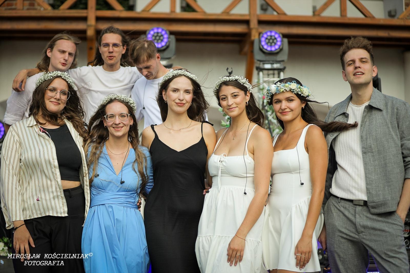 Zdjęcie w galerii na portalu naszraciborz.pl: Muzyczne emocje na bis – jubileuszowy koncert Z miłości do muzyki na Zamku Piastowskim wiadomości z regionu