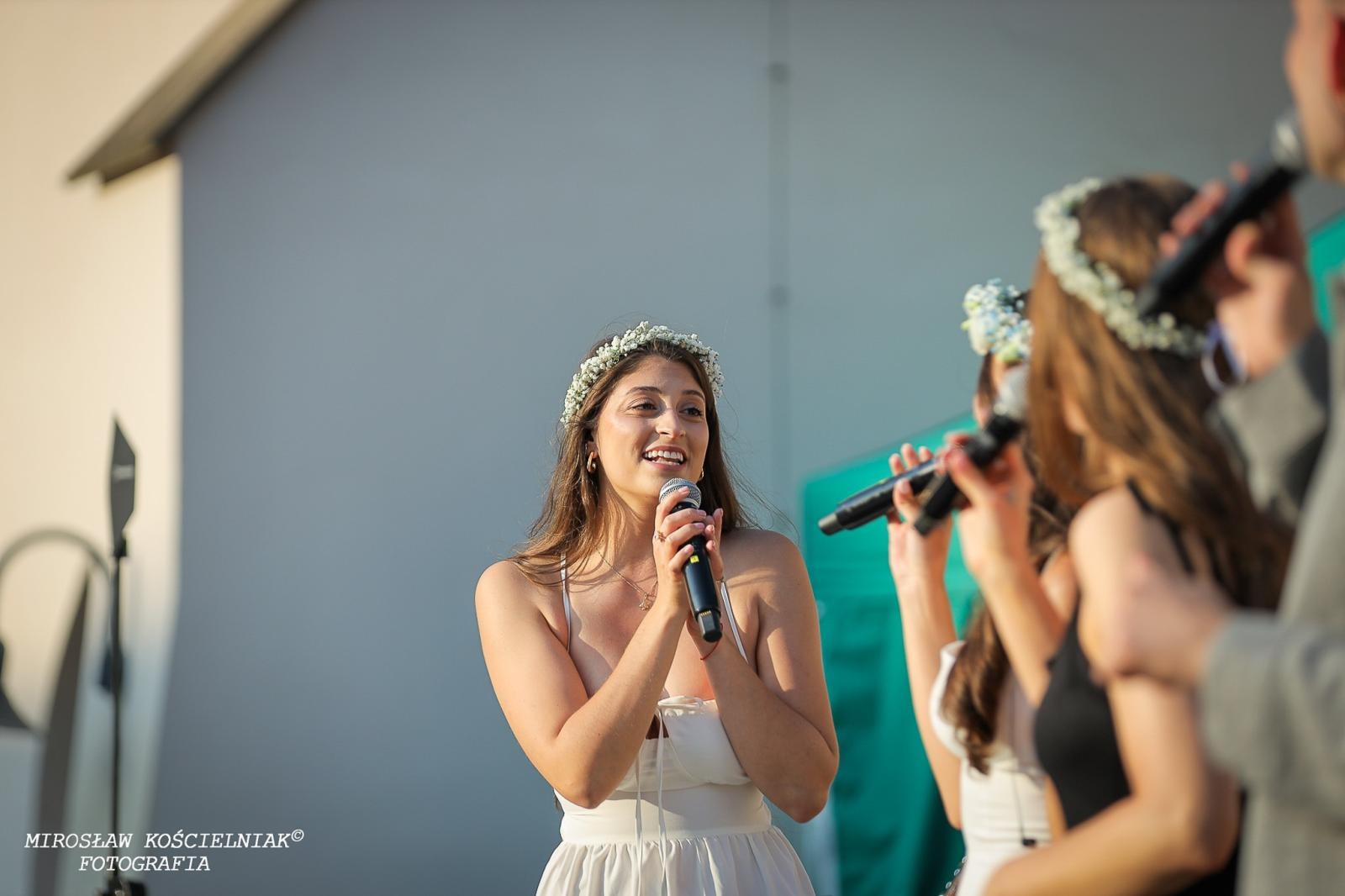 Zdjęcie w galerii na portalu naszraciborz.pl: Muzyczne emocje na bis – jubileuszowy koncert Z miłości do muzyki na Zamku Piastowskim wiadomości z regionu