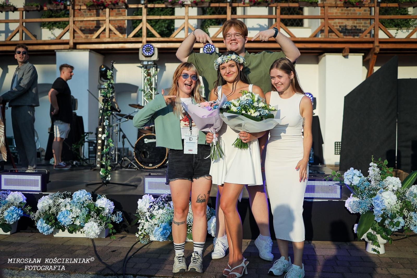 Zdjęcie w galerii na portalu naszraciborz.pl: Muzyczne emocje na bis – jubileuszowy koncert Z miłości do muzyki na Zamku Piastowskim wiadomości z regionu