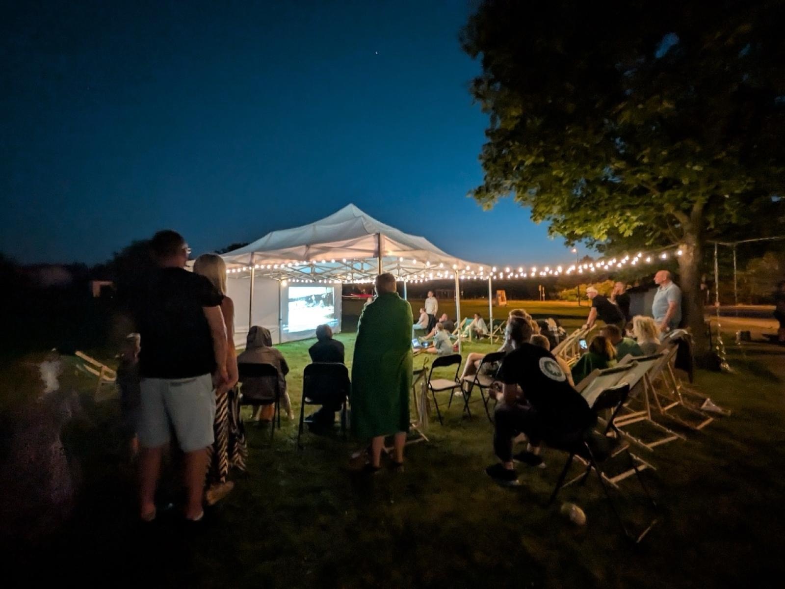 Zdjęcie w galerii na portalu naszraciborz.pl: Szymocice na wielkim ekranie – dwa weekendy pełne emocji, smaków i wspomnień [FOTO] wiadomości z regionu