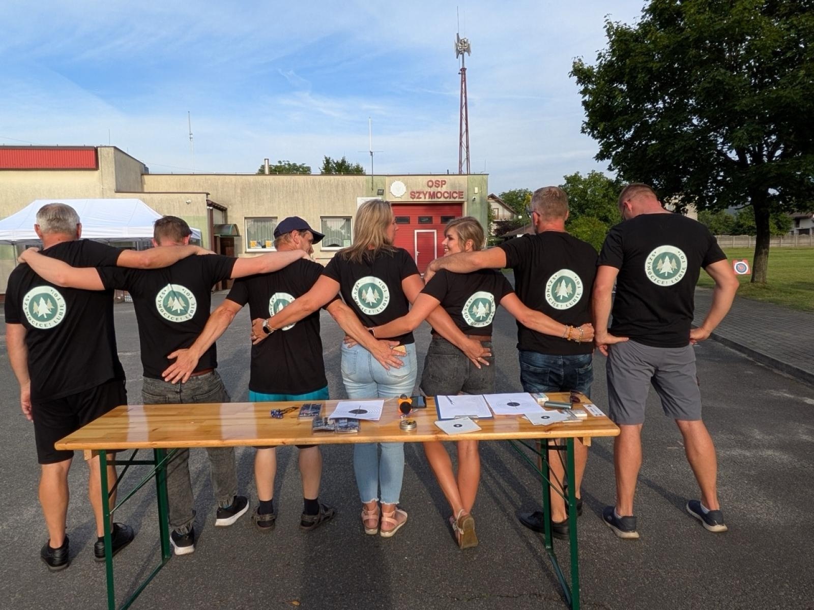 Zdjęcie w galerii na portalu naszraciborz.pl: Szymocice na wielkim ekranie – dwa weekendy pełne emocji, smaków i wspomnień [FOTO] wiadomości z regionu