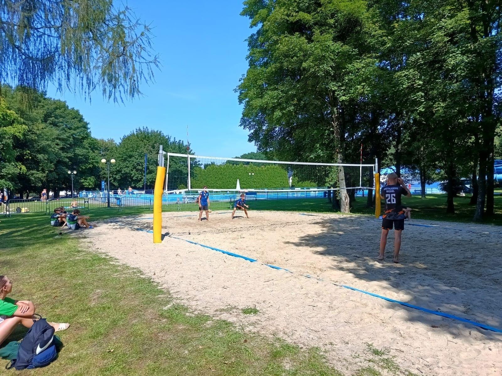 Zdjęcie w galerii na portalu naszraciborz.pl: Mistrzostwa Raciborza w siatkówce plażowej za nami wiadomości z regionu