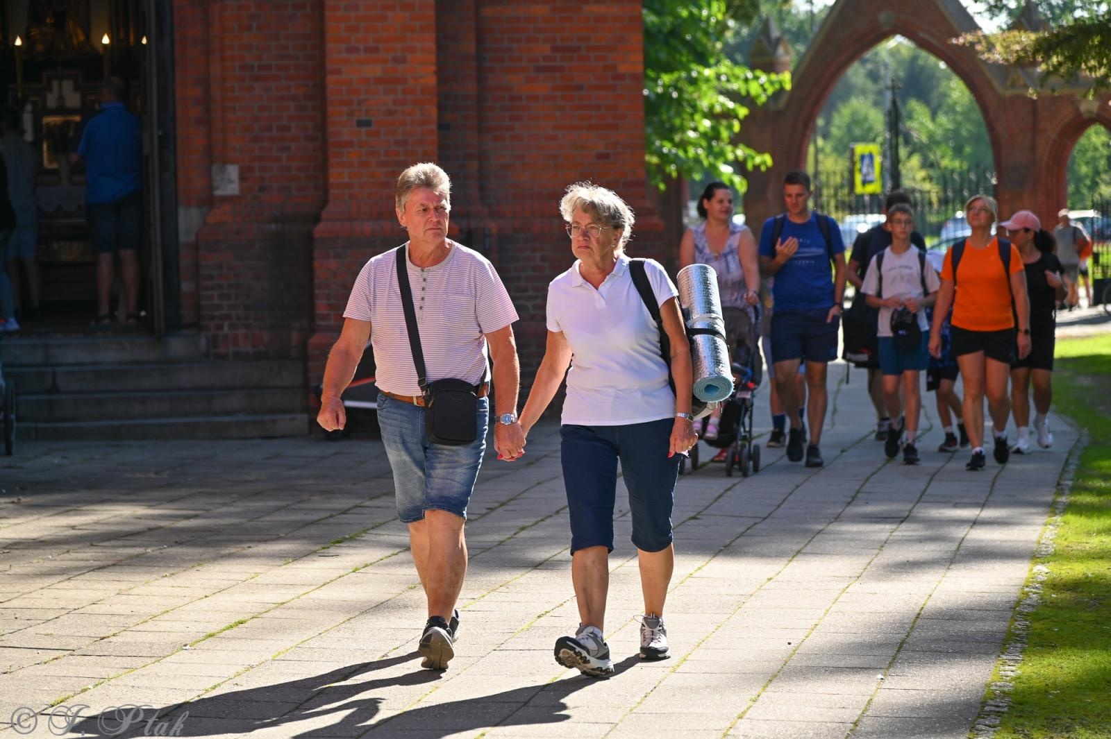 Zdjęcie w galerii na portalu naszraciborz.pl: Na szlaku wiary i nadziei – pielgrzymi z powiatu raciborskiego w drodze na Jasną Górę [FOTO na bis!] wiadomości z regionu