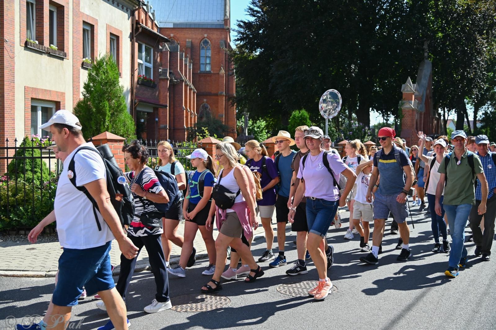 Zdjęcie w galerii na portalu naszraciborz.pl: Na szlaku wiary i nadziei – pielgrzymi z powiatu raciborskiego w drodze na Jasną Górę [FOTO na bis!] wiadomości z regionu