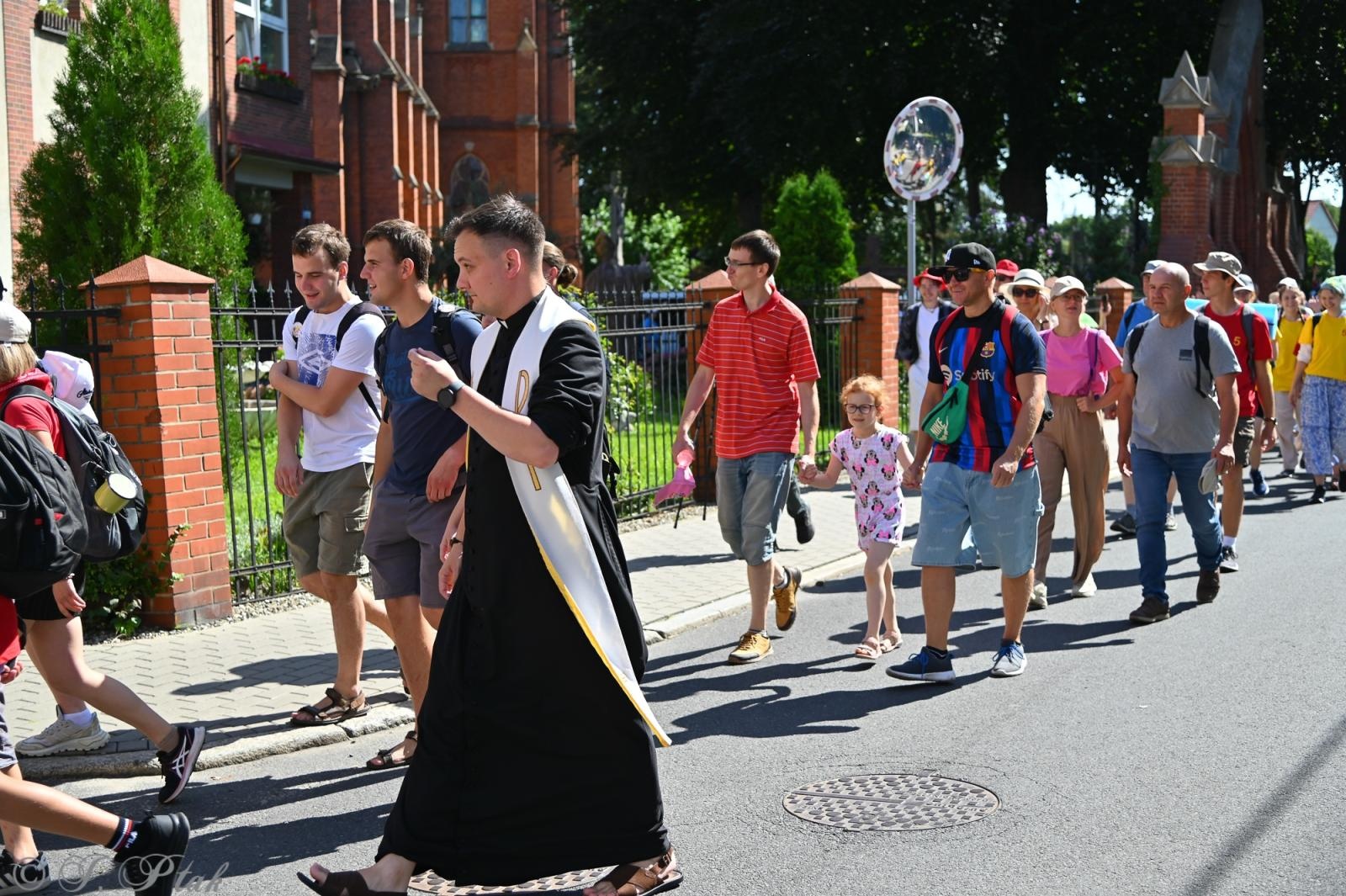 Zdjęcie w galerii na portalu naszraciborz.pl: Na szlaku wiary i nadziei – pielgrzymi z powiatu raciborskiego w drodze na Jasną Górę [FOTO na bis!] wiadomości z regionu
