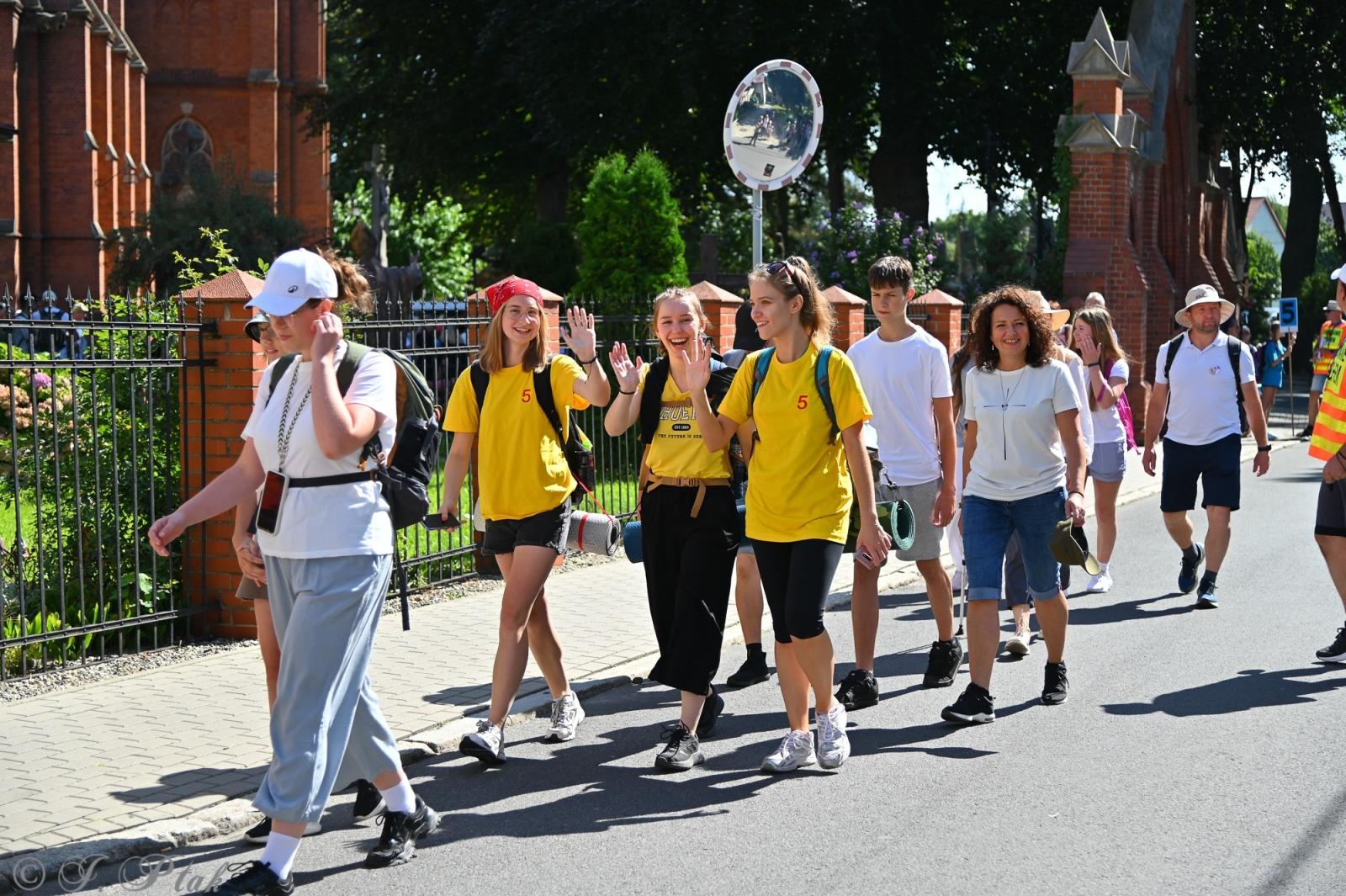 Zdjęcie w galerii na portalu naszraciborz.pl: Na szlaku wiary i nadziei – pielgrzymi z powiatu raciborskiego w drodze na Jasną Górę [FOTO na bis!] wiadomości z regionu