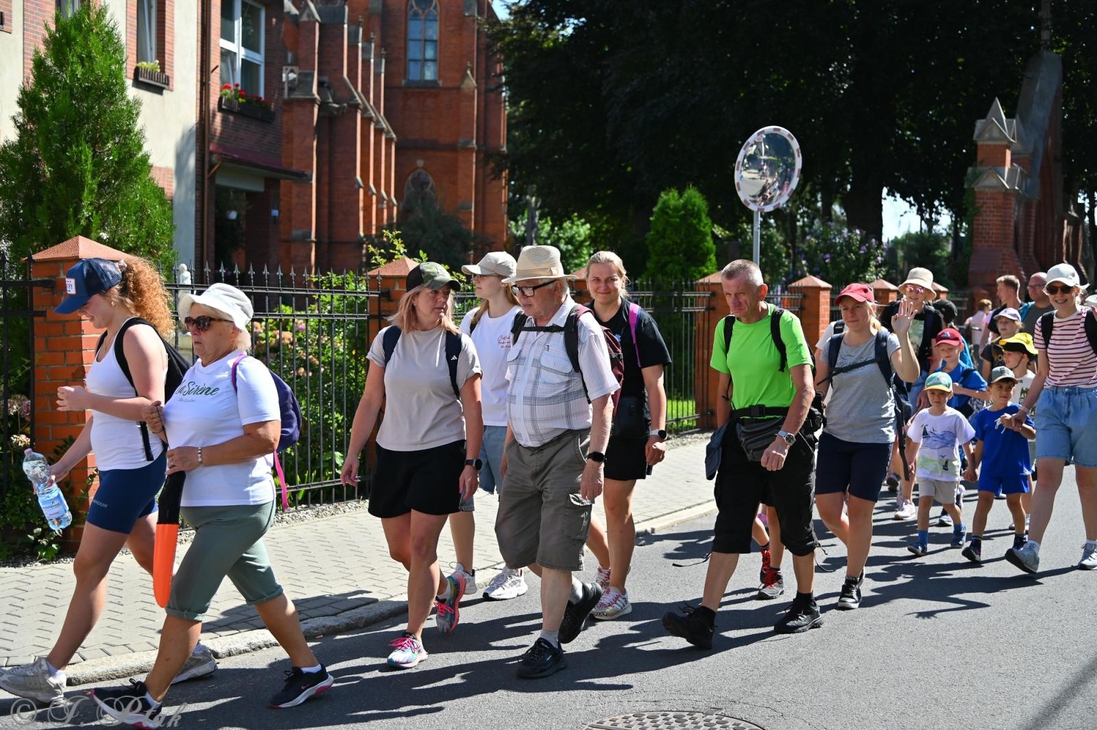 Zdjęcie w galerii na portalu naszraciborz.pl: Na szlaku wiary i nadziei – pielgrzymi z powiatu raciborskiego w drodze na Jasną Górę [FOTO na bis!] wiadomości z regionu