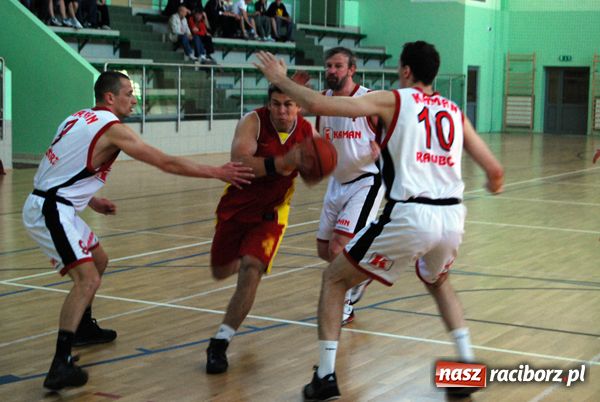 Zdjęcie w galerii na portalu naszraciborz.pl: Sneakers4U o krok od tytułu mistrza ligi wiadomości z regionu