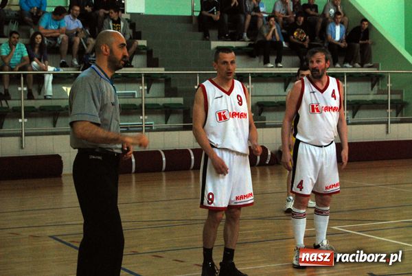 Zdjęcie w galerii na portalu naszraciborz.pl: Sneakers4U o krok od tytułu mistrza ligi wiadomości z regionu