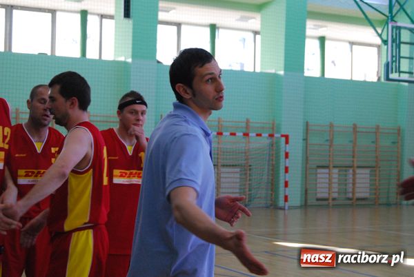 Zdjęcie w galerii na portalu naszraciborz.pl: Sneakers4U o krok od tytułu mistrza ligi wiadomości z regionu